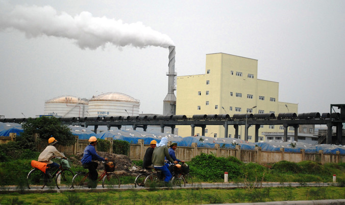 Nhà máy trong khu công nghiệp Tràng Duệ, Hải Phòng. Ảnh: Hồng Vĩnh.