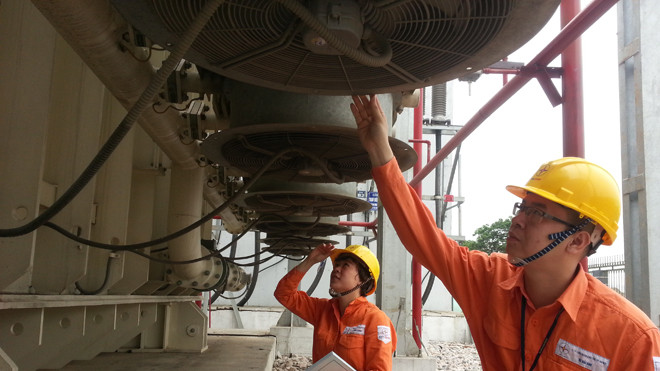 Dự báo từ năm 2018, miền Nam sẽ phải đối mặt với nguy cơ thiếu điện. Ảnh: Hoa Việt Cường.