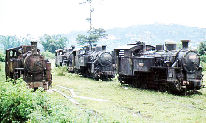 Các đầu máy hơi nước cổ khi còn ở Đà Lạt...