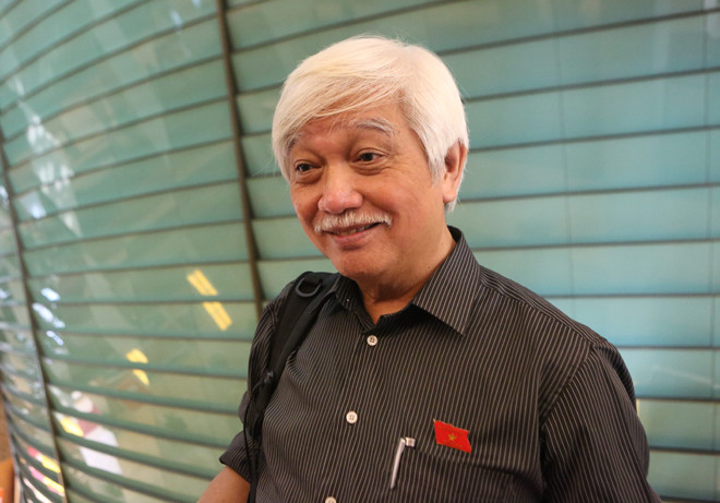 ĐBQH Dương Trung Quốc.