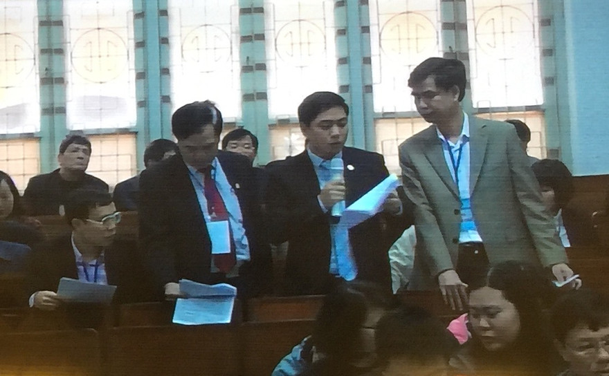 Đại diện của Agribank tại toà. Ảnh chụp qua màn hình