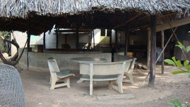 Phá 'ổ bạc' lớn trong nhà cán bộ thị trường tỉnh