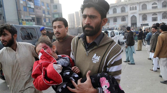 Một học sinh bị thương trong vụ Taliban tấn công trường học hôm 16/12	