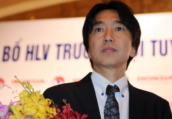 HLV Toshiya Miura:Tôi có lý do để từ chối báo chí