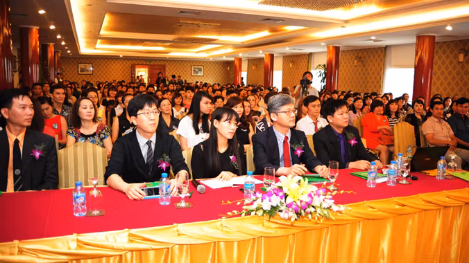 Thẩm mỹ JW Hàn Quốc tổ chức Hội thảo Công nghệ thẩm mỹ Hàn Quốc 2015 ngày 29/11/2014 tại Hà Nội.