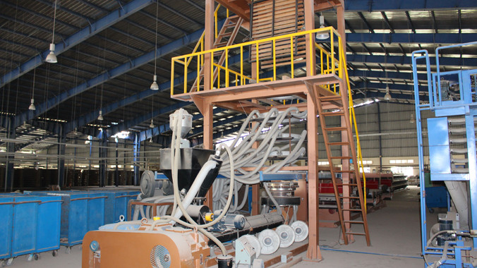 Dây chuyền dệt của Cty Kwangsung Việt Nam đã đem ra bán đấu giá nhưng không ai mua	Ảnh do Agribank Tam Phước cung cấp