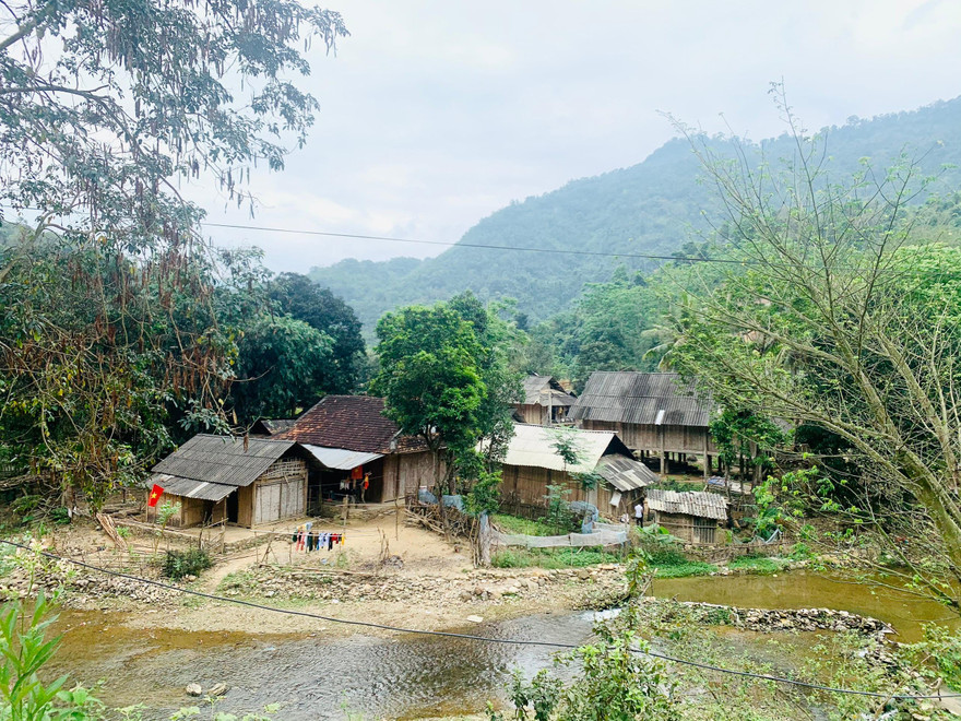 Một góc bản Đửa