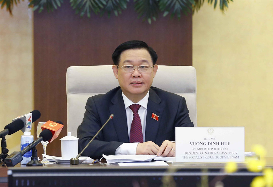 Chủ tịch Quốc hội Vương Đình Huệ tại buổi làm việc trực tuyến ngày 30/9 