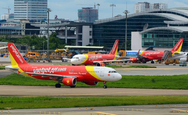 Vietjet hủy chuyến bay vì khách dùng hết bình ôxy