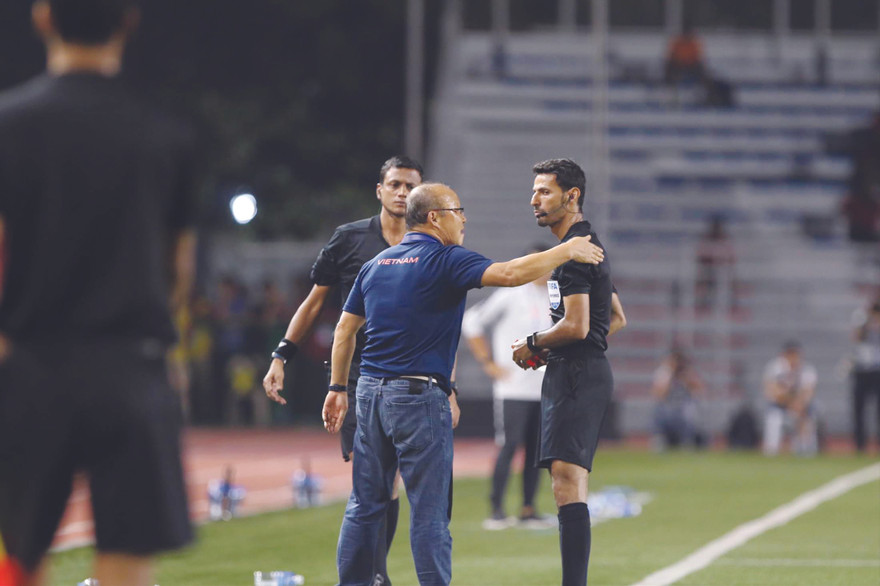 HLV Park Hang-seo khéo léo trong việc xử lý các “khủng hoảng”. Ảnh: HỮU PHẠM