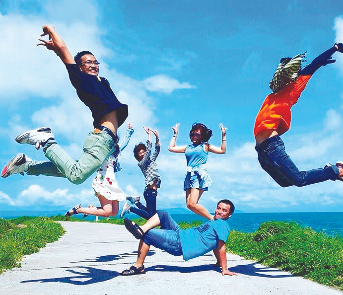 Quần đảo Hải Tặc là điểm đến lý thú của các bạn trẻ 