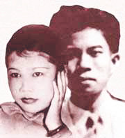 Vợ chồng Nguyễn Bính trước khi ông tập kết ra Bắc (1954) để vợ lại miền Nam 