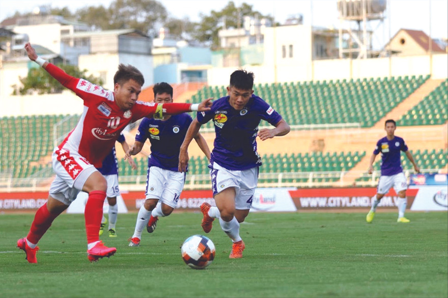 Phi Sơn hoạt động tích cực ở trận Siêu cúp Quốc gia-Cúp THACO 2019. Ảnh: NHƯ Ý