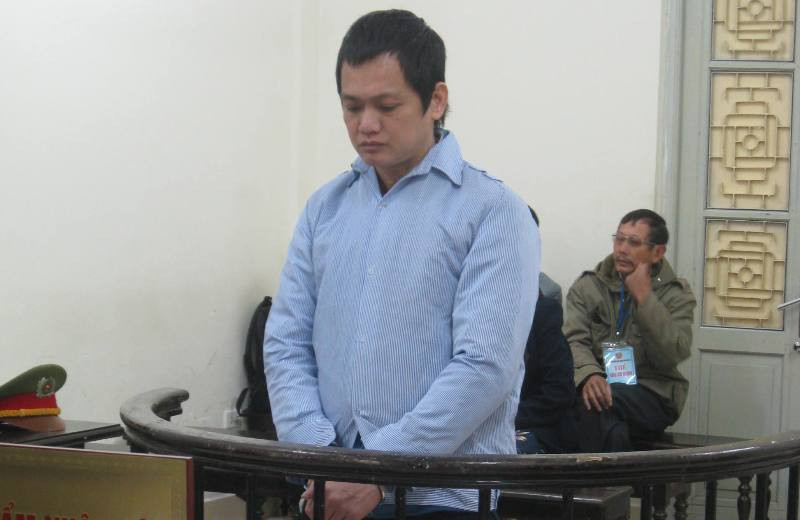 Bị cáo trong phiên xử ngày 25/2. Ảnh: BH
