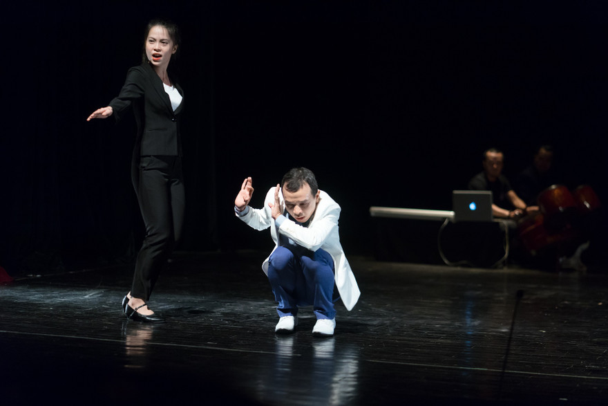 Sở Khanh (Hoàng Tùng) là điểm sáng thú vị của LucTeam