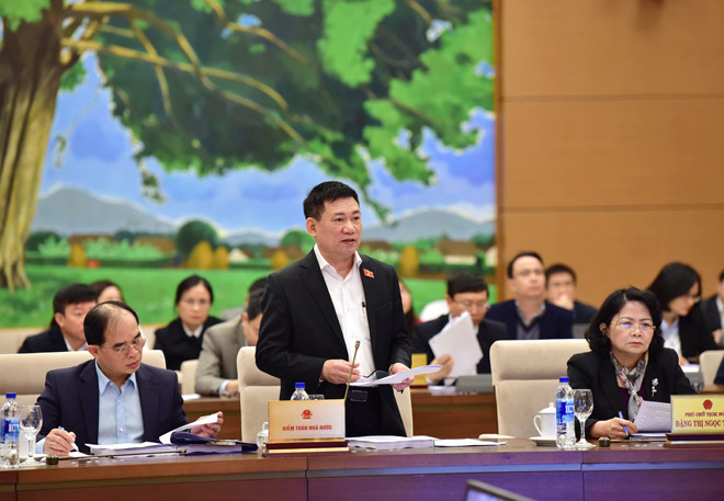 Tổng KTNN Hồ Ðức Phớc phát biểu trước UBTVQH, ngày 11/3. Ảnh: Như Ý 