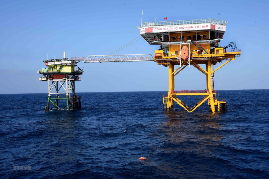 Nhà giàn DK1/12 trên vùng biển thềm lục địa phía nam Tổ quốc Ảnh: TTXVN