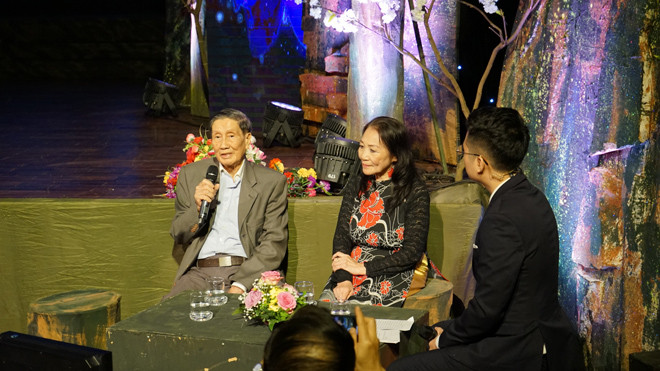 Nhạc sĩ Phạm Tuyên và NSƯT Tuyết Thanh tại buổi giao lưu Chiều biên giới – Ðài TNVN tổ chức ngày 21/2 Ảnh: BTC