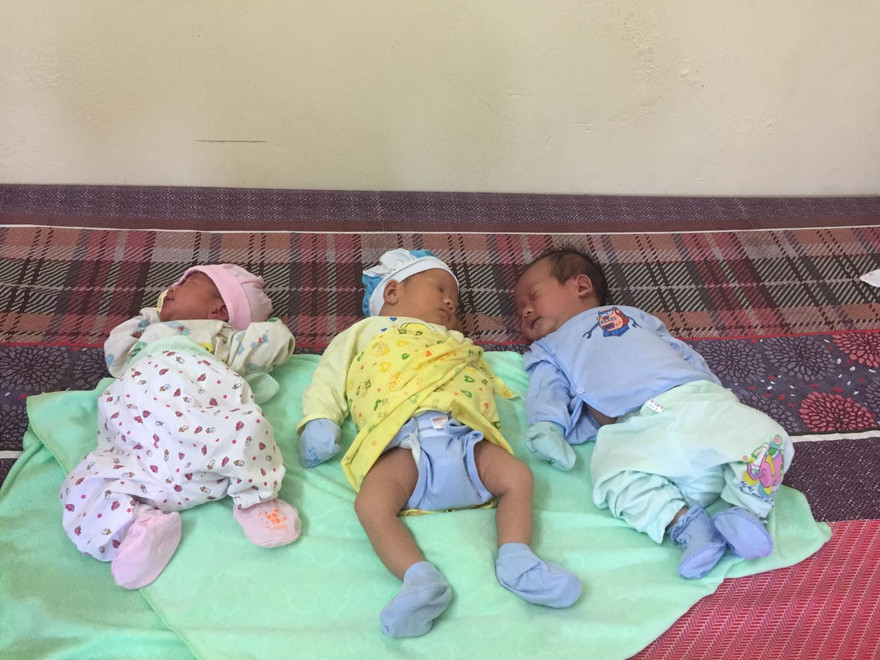 Những đứa trẻ như những thiên thần tí hon kỳ diệu thoát lưỡi hái tử thần. Ảnh tư liệu Mái Ấm