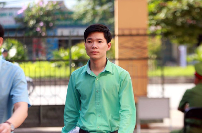 Bị cáo Hoàng Công Lương tại tòa án tháng 5/2018 Ảnh :X.A