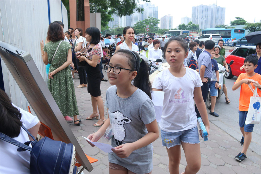 Học sinh dự thi vào lớp 6 Trường THPT Chuyên Hà Nội Amsterdam năm 2019-2020