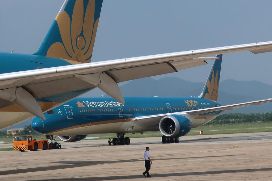 Lãnh đạo VNA dự kiến khó khăn sẽ kéo dài thêm vài năm tới, khoảng năm 2023 mới có thể phục hồi đạt hiệu quả như năm 2019, nếu dịch bệnh được kiểm soát tốt