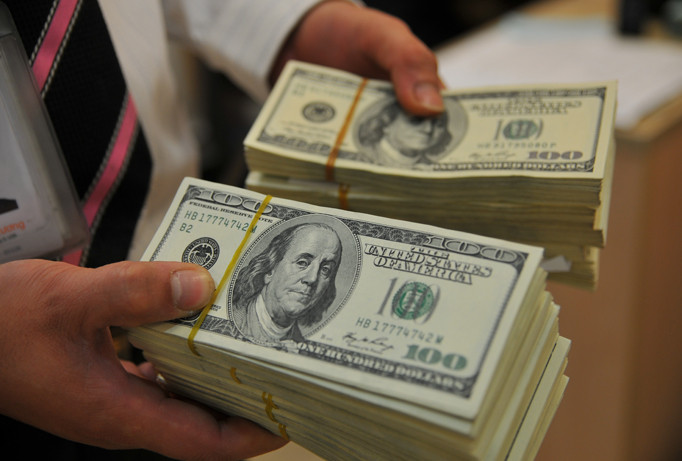 Chứng khoán Việt đang mong tiền ngoại chảy vào. Ảnh: Hồng Vĩnh.