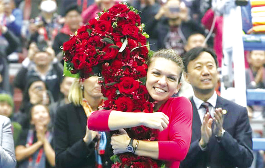 Simona Halep lần đầu lên ngôi hậu quần vợt thế giới
