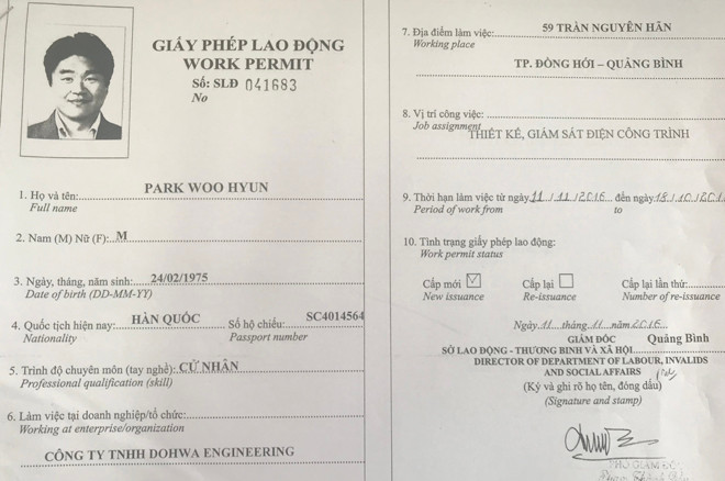 Trong 3 người nước ngoài đăng ký tại Sở LĐ,TB&XH Quảng Bình không có ông Lee, đặc biệt 2 người có bằng cử nhân chứ không phải kỹ sư điện như trong hợp đồng.