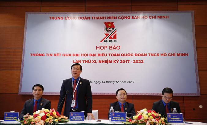 Bí thư thứ nhất T.Ư Đoàn Lê Quốc Phong trả lời phóng viên tại cuộc họp báo. Ảnh: Như Ý.