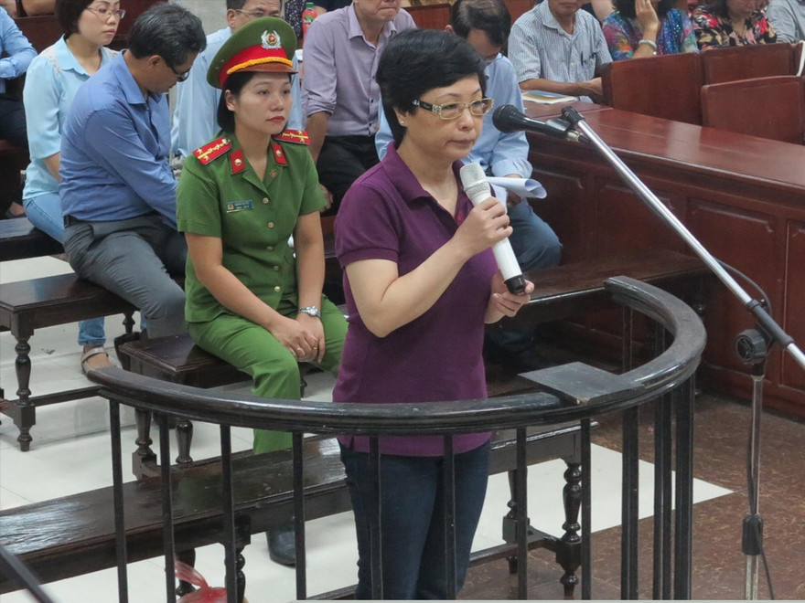 Bị cáo Châu Thị Thu Nga tại tòa.