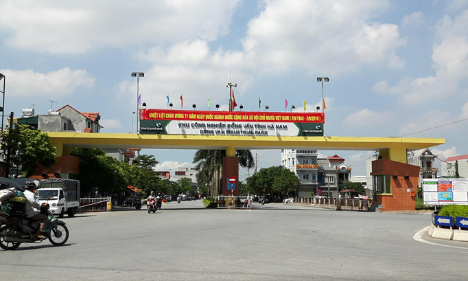 Khu Công nghiệp Đồng Văn II vẫn còn dang dở. Ảnh: Bảo An.