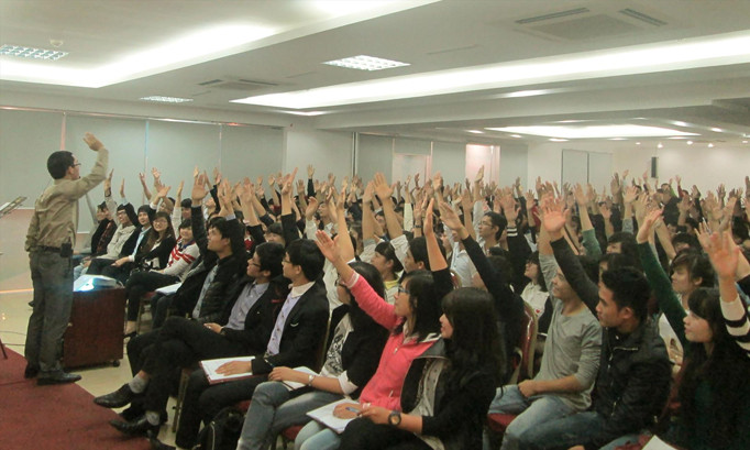 Cần có khung chương trình giáo dục kỹ năng sống cụ thể cho từng bậc học. Ảnh: Bình Minh.