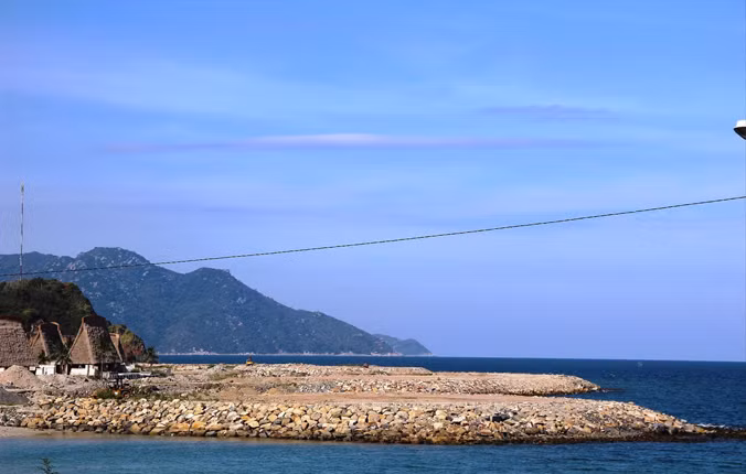 Dự án lấn vịnh Nha Trang bị xử phạt.