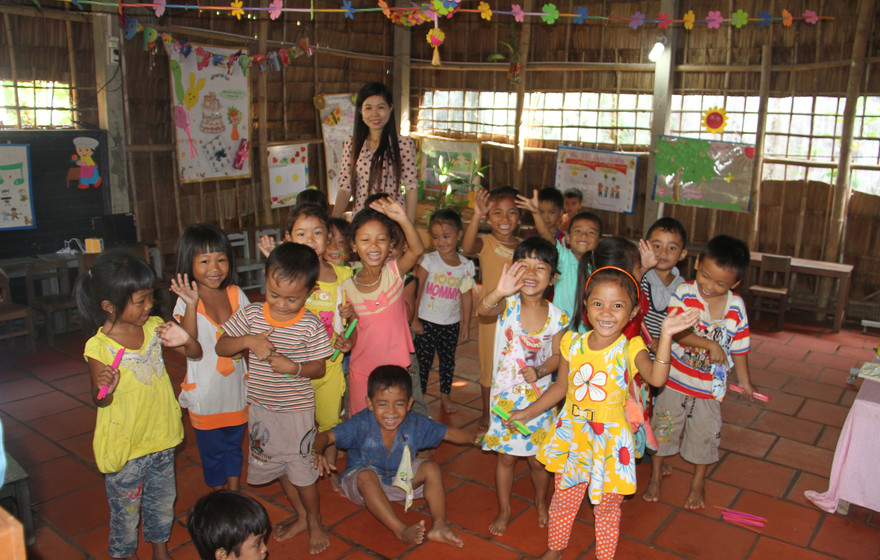 Cận cảnh vùng trũng giáo dục ĐBSCL: Trường lớp tạm bợ