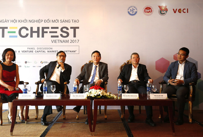 Khởi nghiệp để thoát bẫy thu nhập trung bình