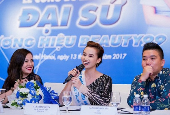 Khi sự việc vỡ lở, nhiều người đẹp cho rằng mình chỉ là nạn nhân.