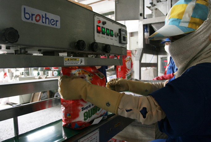 DN kinh doanh đàng hoàng chỉ lãi 2-4%, nhưng tại sao phải chi tới 10% cho khoản phi chính thức?. Ảnh minh họa: Như Ý.