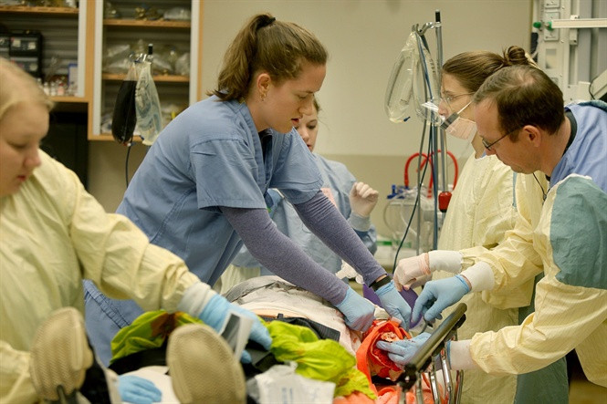 Mỹ: Khủng hoảng thiếu y tá