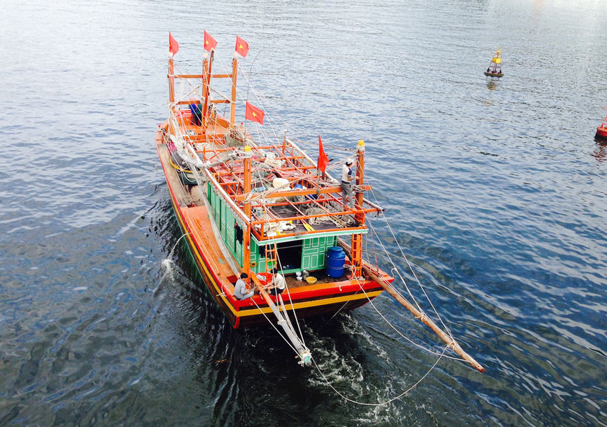 Ngư dân vươn khơi nhưng phải tuân thủ luật pháp và thông lệ quốc tế. Ảnh minh họa.