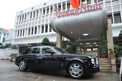 Chiếc siêu xe Rolls Royce Phantom.