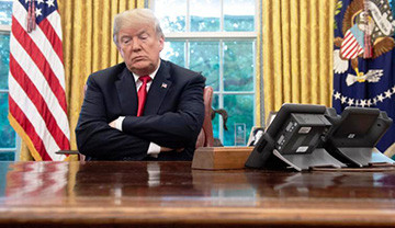 Ông Trump sẽ phải đối mặt với thử thách mới khi Cộng hòa không còn kiểm soát Hạ viện. Ảnh: CNN