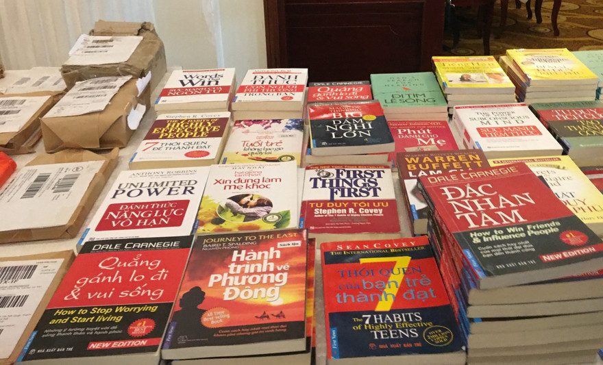 Những cuốn sách giả được First News - Trí Việt mua để lập vi bằng vi phạm
