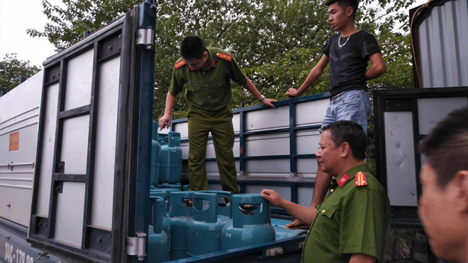 Hiện trường trạm chiết nạp gas lậu. Ảnh: P.V