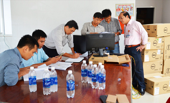 BV Vùng phải tiếp nhận 111 máy tính quá đát