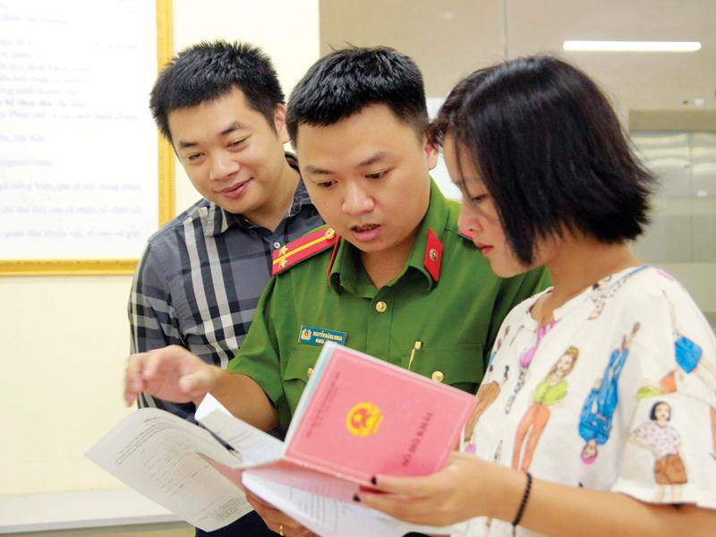 Bộ Công an bảo lưu quan điểm bỏ sổ hộ khẩu từ ngày 1/7/2021