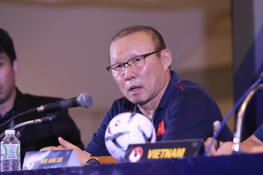 Những con số liên quan đến mức lương dự kiến của HLV Park Hang Seo xuất hiện trên báo chí trong nước và quốc tế thời gian qua là không chính xác ảnh: VSI 