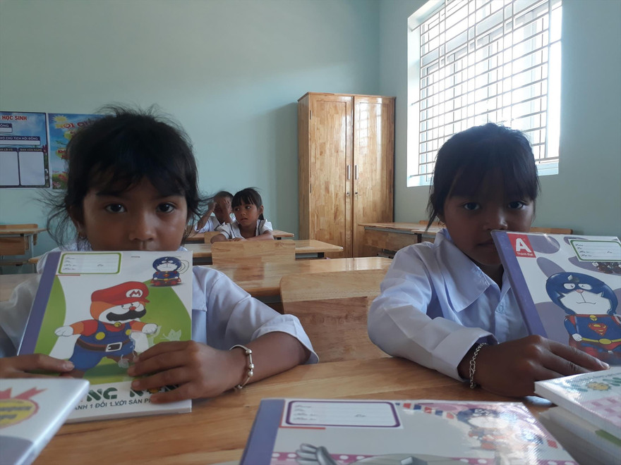 Học sinh một trường tiểu học ở huyện miền núi Khánh Vĩnh, tỉnh Khánh HòaẢnh: Chế Diễm Trâm   