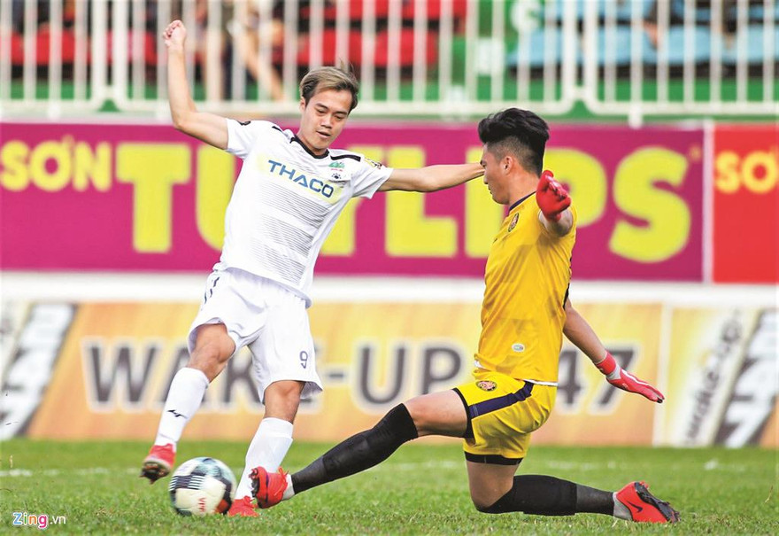 Tiền đạo Văn Toàn Nguồn: Zing.vn