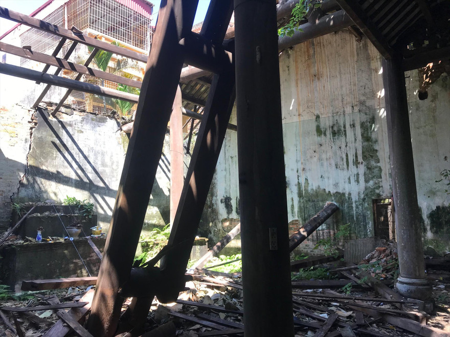 Hình ảnh hoang tàn của Hoa Thương Hội Quán